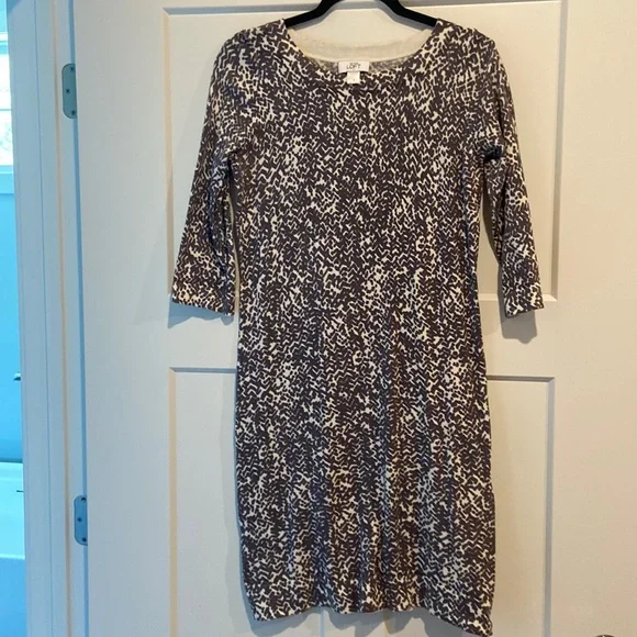Ann Taylor Loft small cream and gray dress EUC